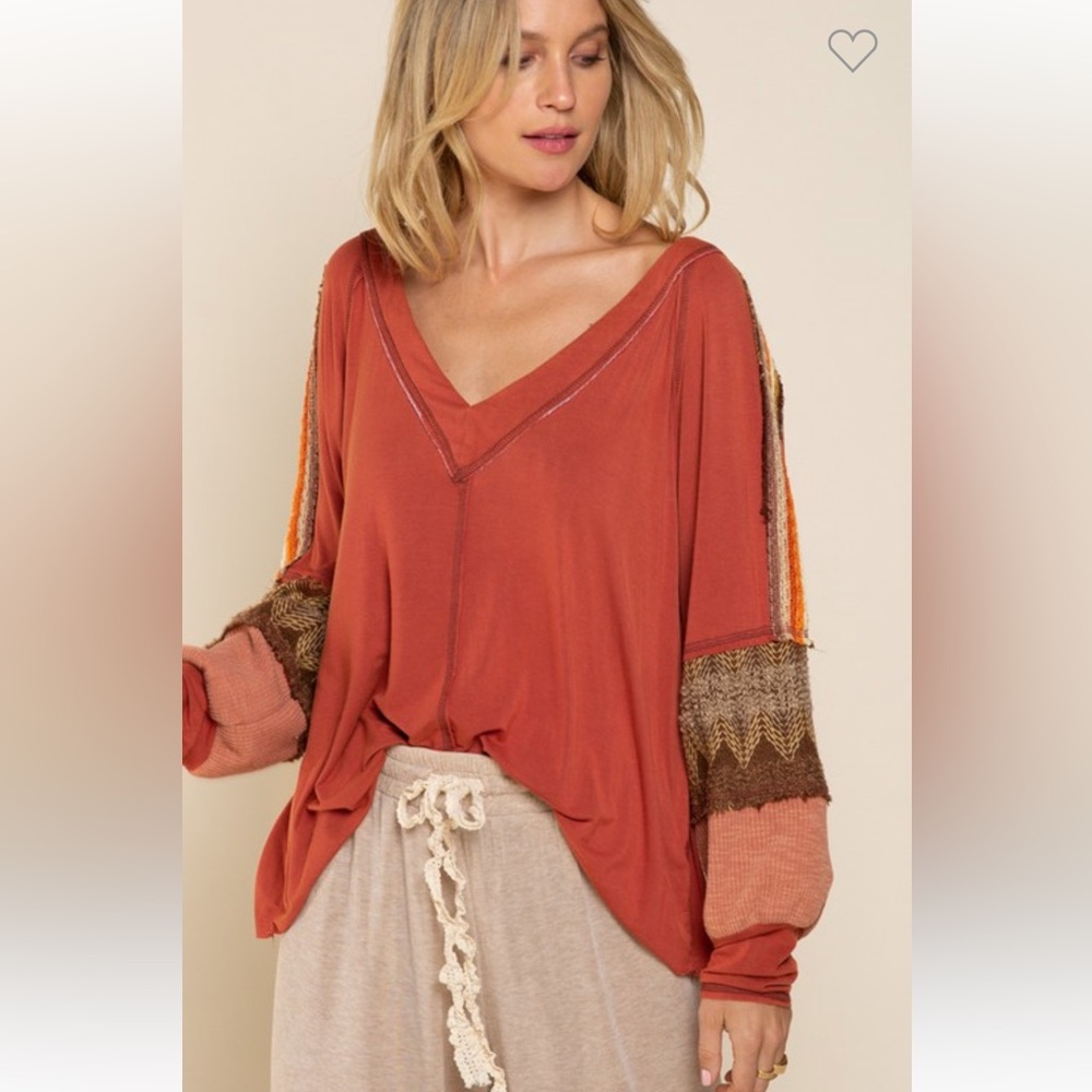 BP10🧡🤎POL playtime in a rust v-neck top w/gorg brown+gold crochet detail! - Picture 2 of 11
